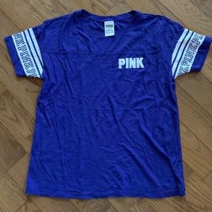 💙Victoria Secret Pink Varsity Tee🖤